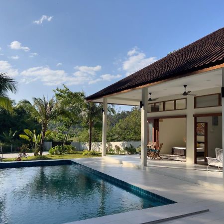 Villa Meranti - Spacious Private Pool Villa Pantai Cenang  Bagian luar foto