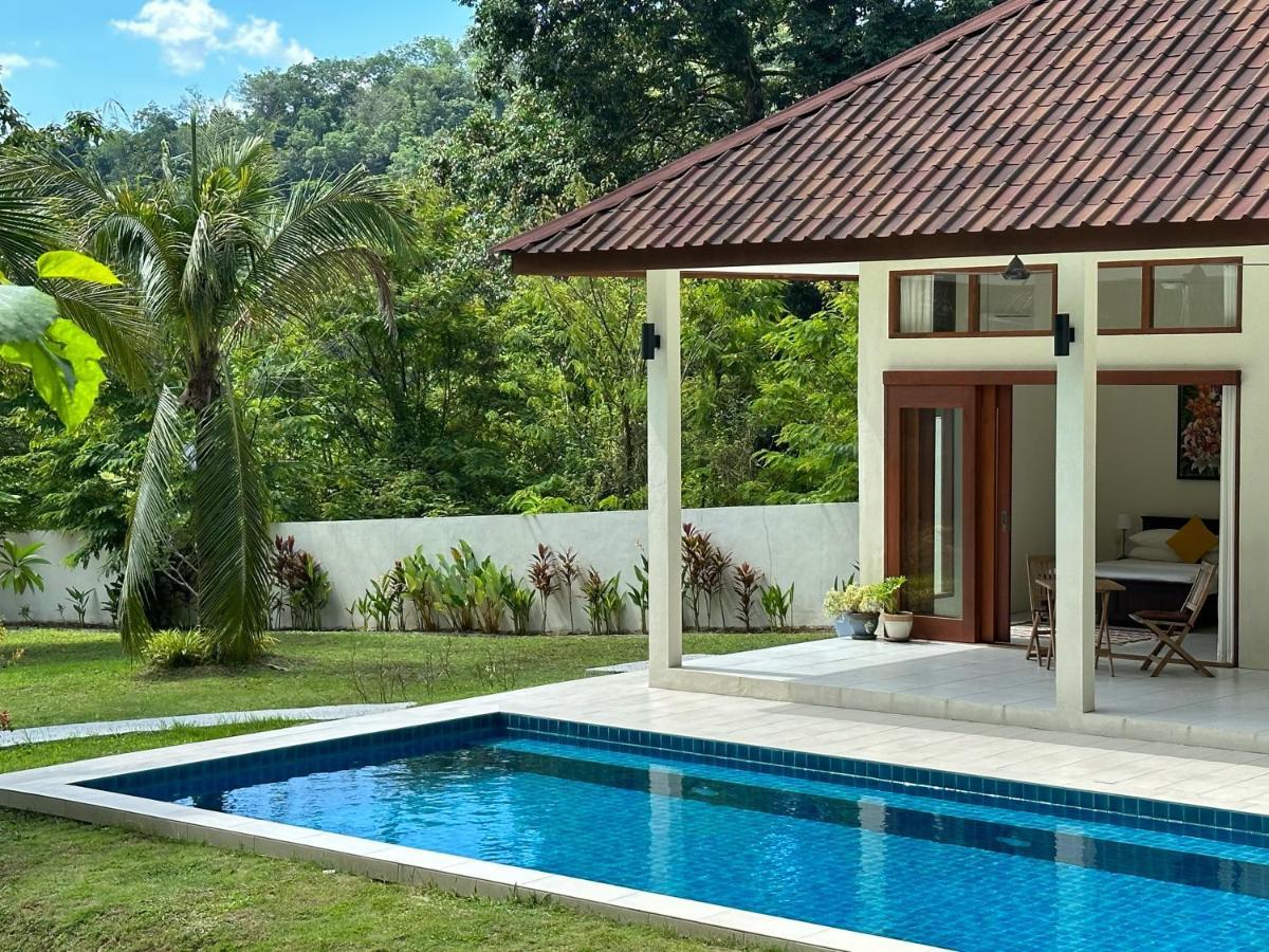 Villa Meranti - Spacious Private Pool Villa Pantai Cenang  Bagian luar foto