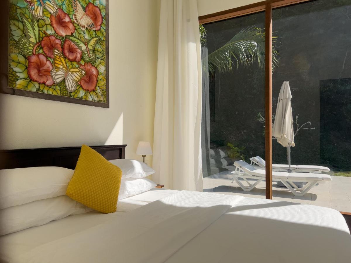 Villa Meranti - Spacious Private Pool Villa Pantai Cenang  Bagian luar foto