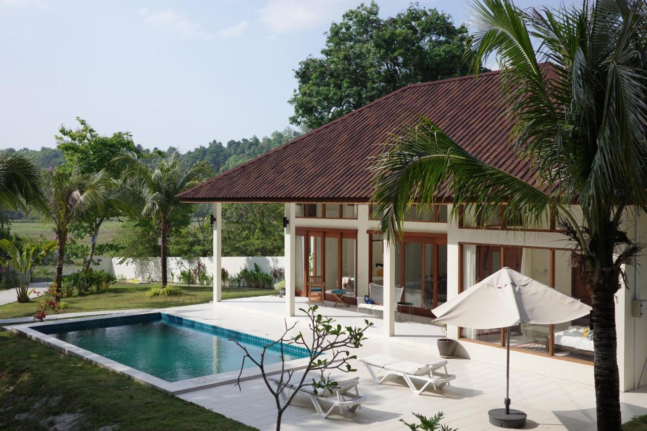 Villa Meranti - Spacious Private Pool Villa Pantai Cenang  Bagian luar foto